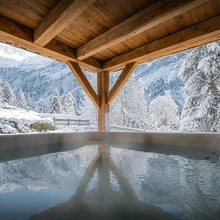 Amontis - Ovo Network Chalet